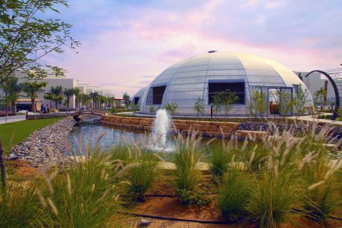 It offers 3,000 square meters for urban farming and is home to 11 biodome greenhouses, which grow a range of leafy produce.
