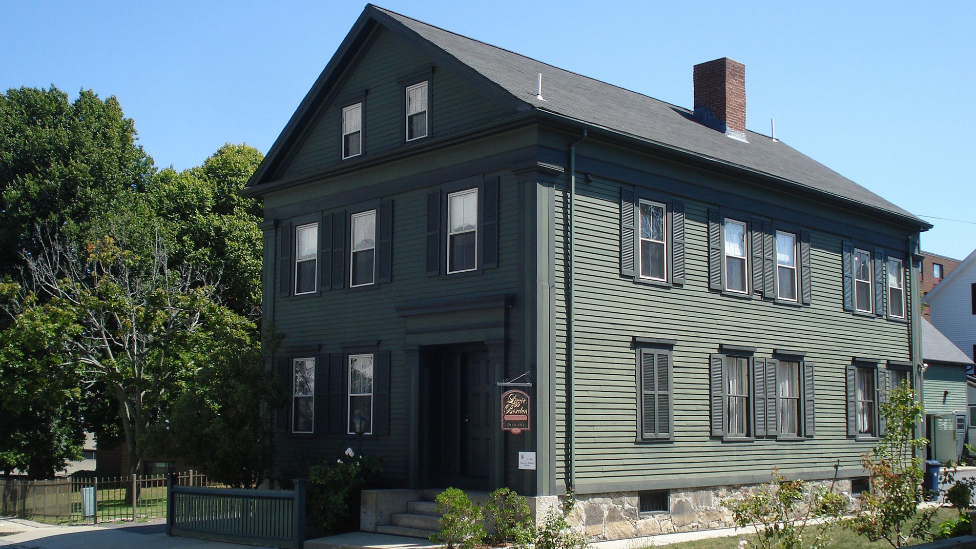 The Borden home in Fall River, Massachusetts, where the murders of Lizzie Borden's parents occurred, is now a bed and breakfast.