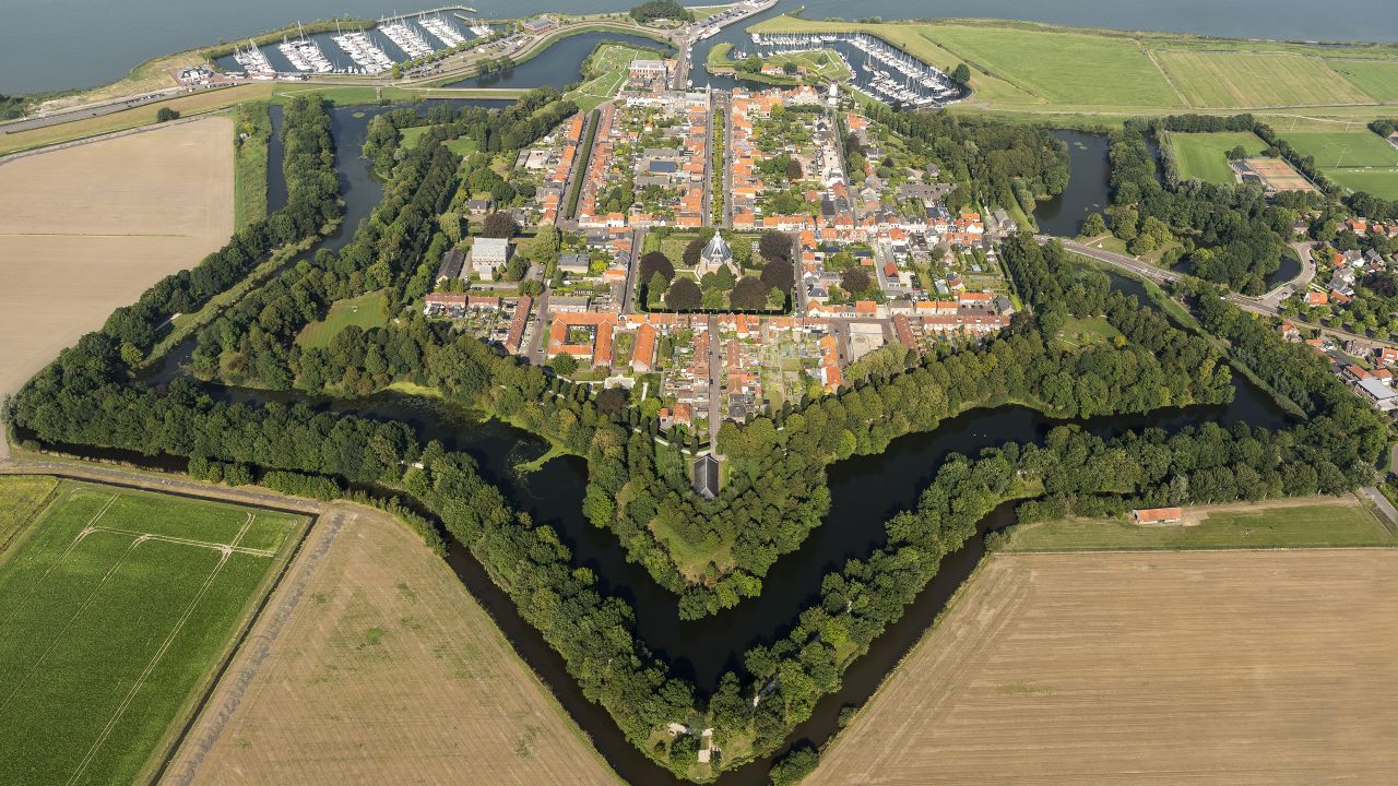 <strong>Willemstad: </strong>The small Dutch fortress town of Willemstad lies on the south bank of the Hollands Diep river. 