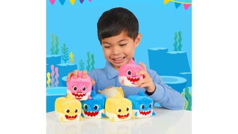 WowWee Pinkfong 'Baby Shark' Official Song Cube