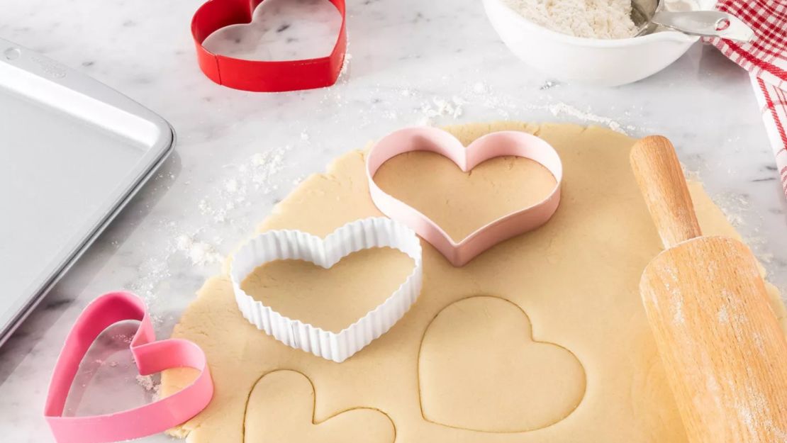 5 Pieces Heart Shape Cookie Cutter Set Valentine Cookie Cutter Stainless  Steel Heart Cutter Valentine's Day Present 