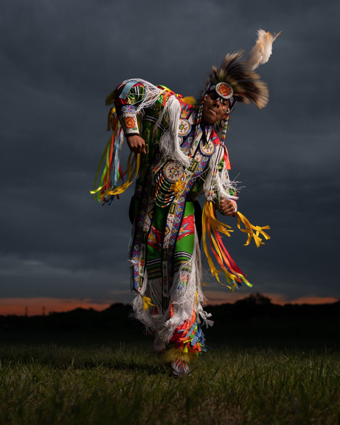 Tomás Karmelo Amaya shows the beauty of the dancers' movements and their bond with each other against a stormy sky.