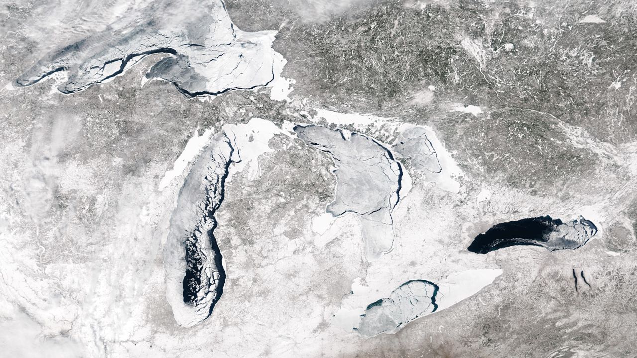 MODIS image of Great Lakes ice coverage on May 2, 2014