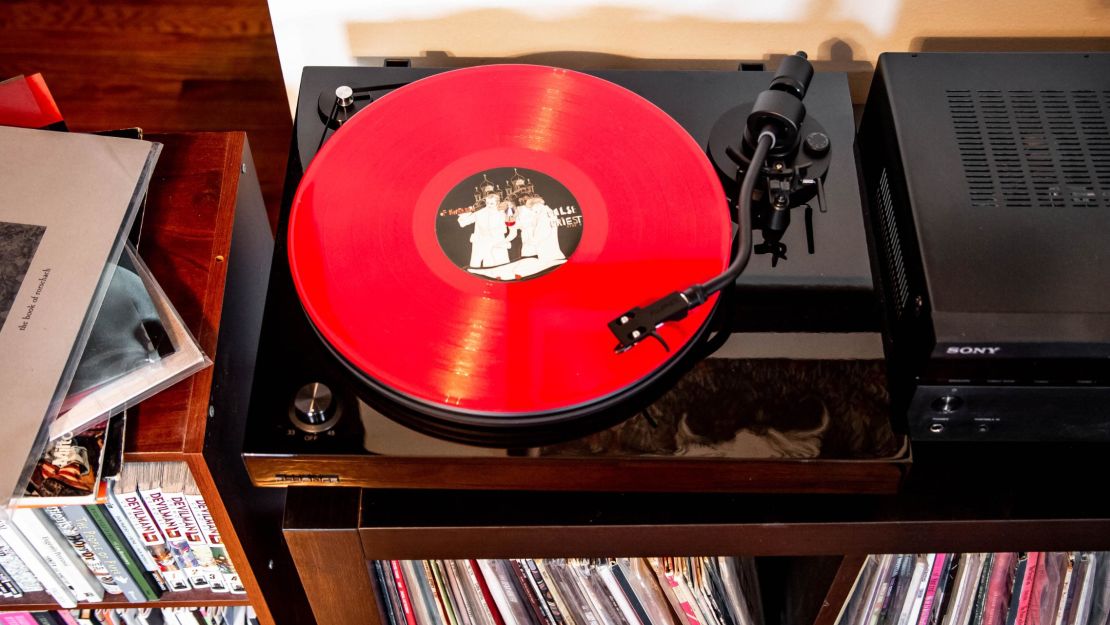 The Best Vinyl LPs to Really Show Off Your Turntable