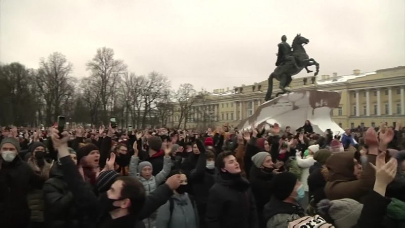 Thousands Turn Out Across Russia To Protest Navalny’s Arrest | CNN