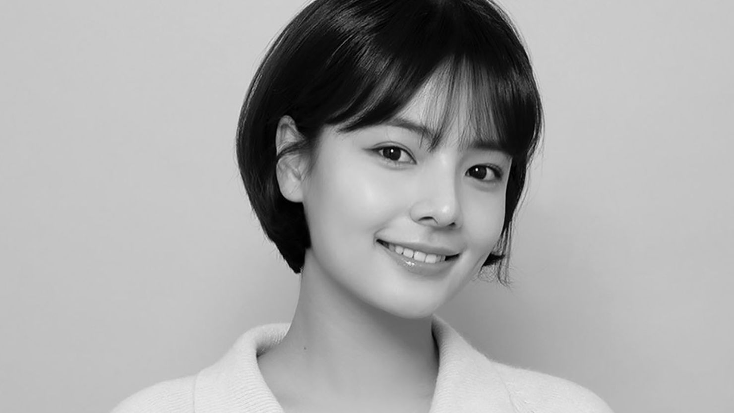 Song Yoo-jung's death was confirmed by her agency.