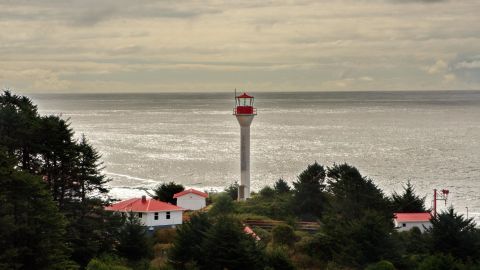 Caroline-Woodward-Lighthouse (1)