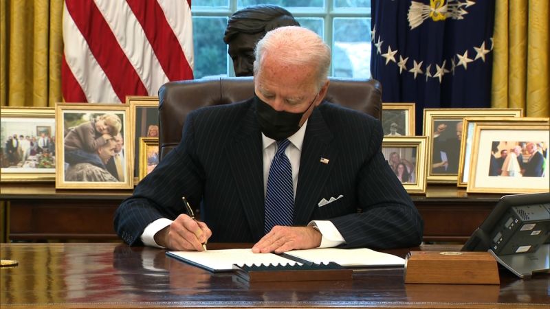 Fact check No Biden didn t say that signing lots of executive