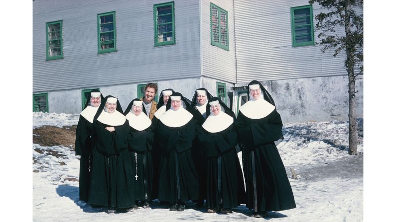 <strong>Hints and signals:</strong> This photo of nuns had "1960" written on the back, giving a clue to the date.