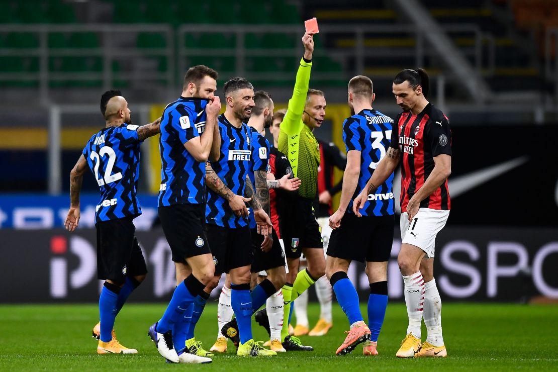 Ibrahimović is shown the red card by referee Paolo Valeri.