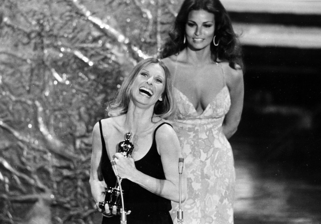 Leachman accepts the Academy Award for best supporting actress in 1972. She won for her role in "The Last Picture Show."