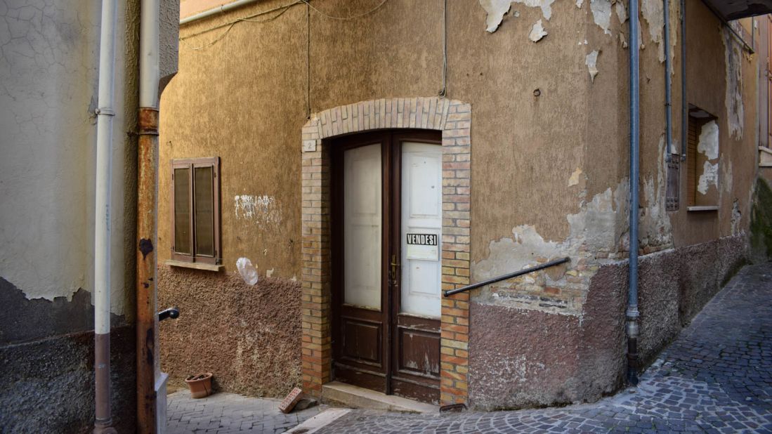 <strong>Perfect shape: </strong>"One day I was wandering through the old center and it struck me how so many cute little homes in a perfect shape had been shut for years, tucked away in silent alleys, with signs 'for rent or sale' that nobody sees," Mayor Gianfilippo Mignogna tells CNN.