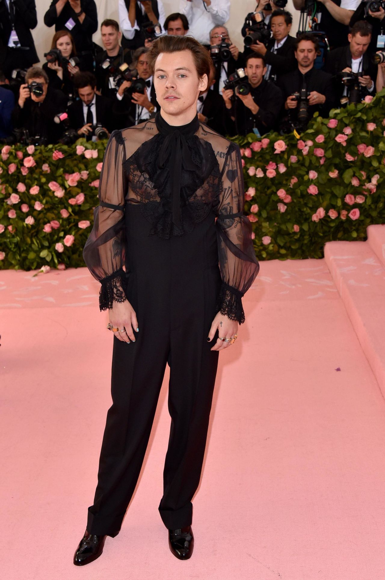 Styles attends the Met Gala in 2019 as a co-host, as well as a guest, in Gucci.