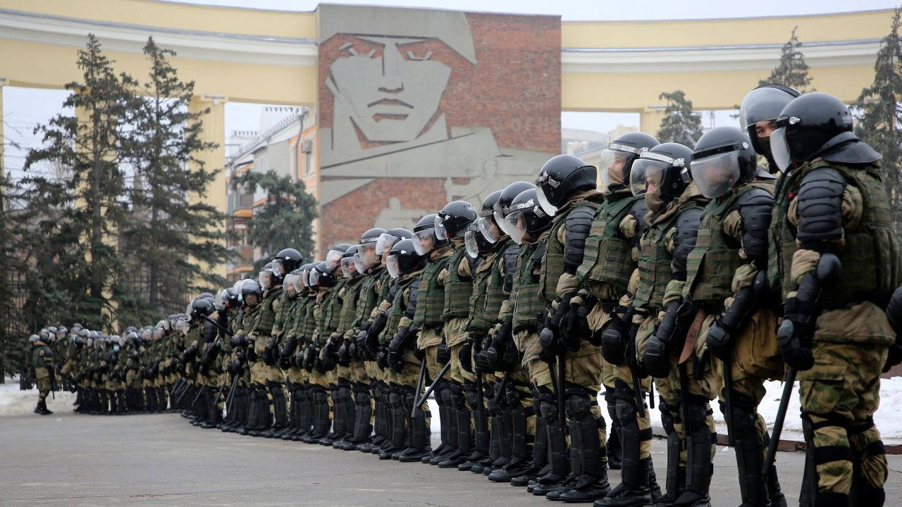 Police block the way during a protest against the detention of Navalny in Volgograd on Sunday.