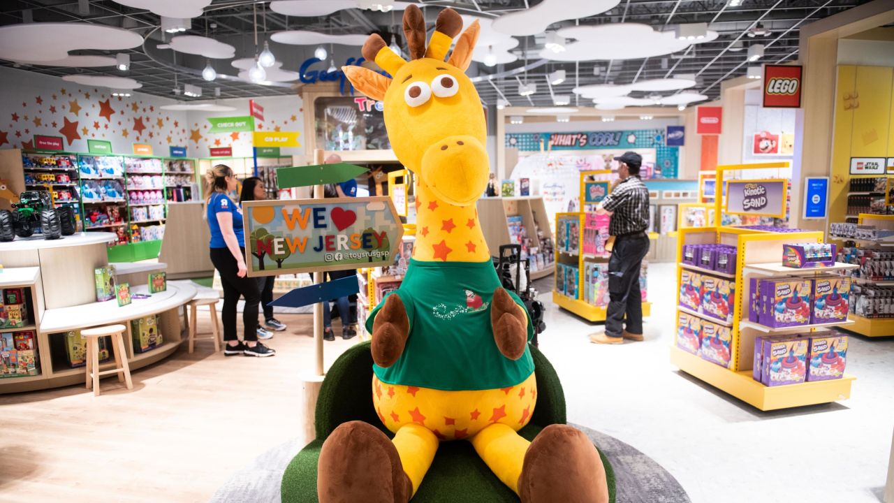 Toys R Us Reopens In States, More Locations 'coming Soon', 56% OFF