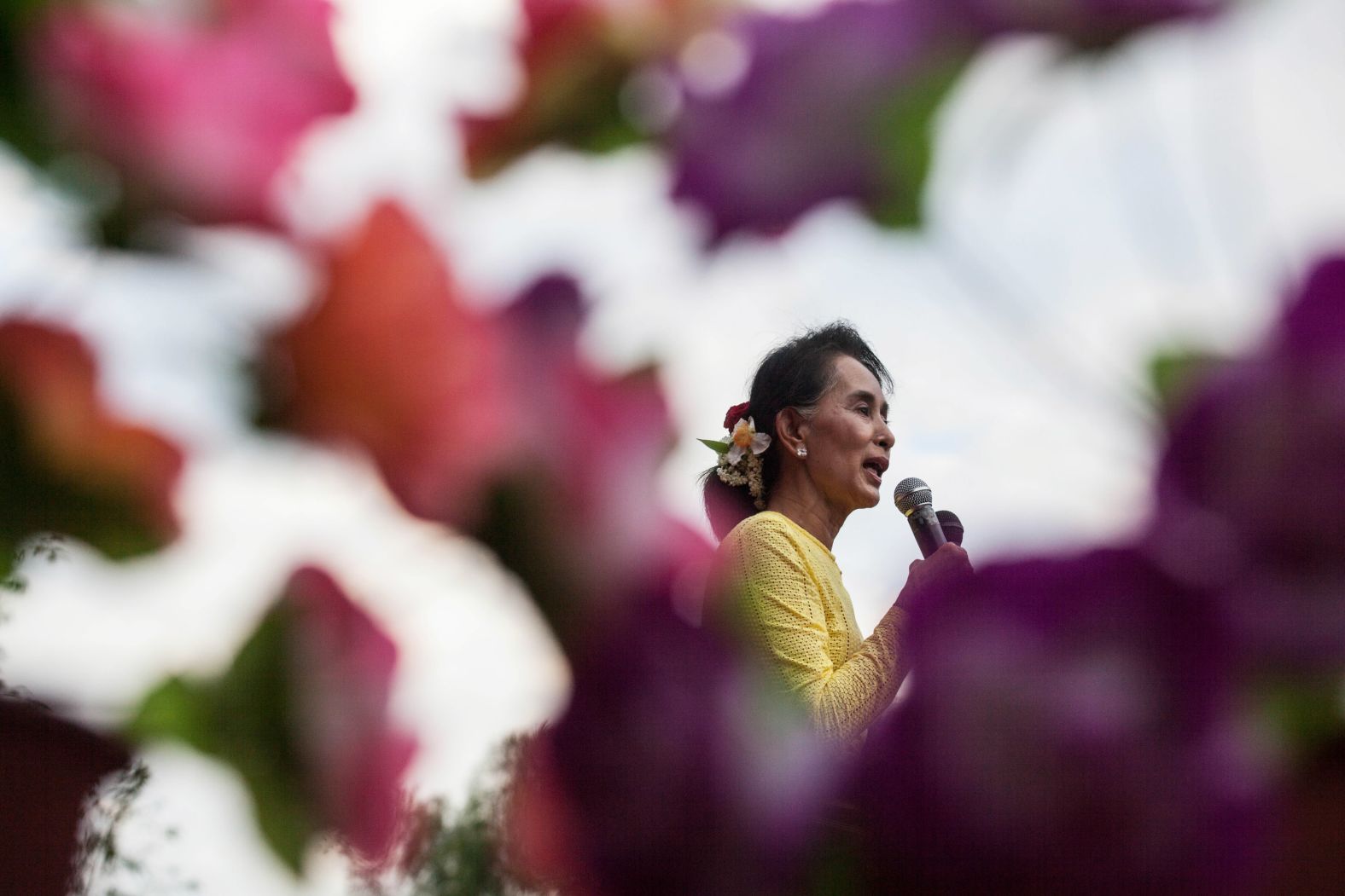 Suu Kyi campaigns in Kawhmu, Myanmar, in 2015.