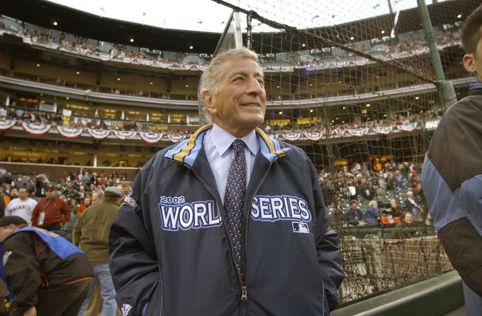 Bennett stands on the San Francisco Giants' field prior to the start of a World Series game in 2002.