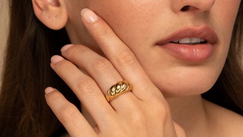 Mejuri Crescent Dome Ring