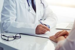 Just 56.5% of doctors strongly agreed that they welcomed patients with disabilities into their practices, according to a new study.