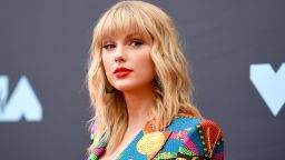 NEWARK, NEW JERSEY - AUGUST 26: Taylor Swift attends the 2019 MTV Video Music Awards at Prudential Center on August 26, 2019 in Newark, New Jersey. (Photo by Jamie McCarthy/Getty Images for MTV)