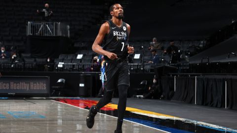 Durant jogs off the court during the game against the Toronto Raptors.