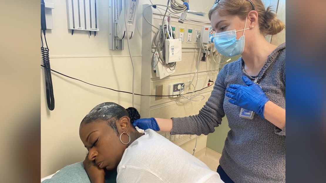 Tessica Brown visited a hospital to try to remove the glue.