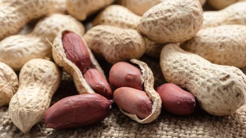 Over 800,000 adults in the US developed a peanut allergy in adulthood.
