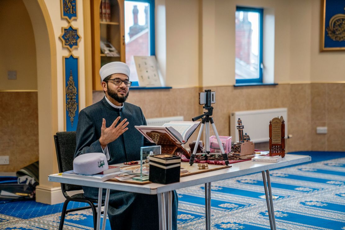Imam Qari Asim leads a nationwide program by Muslims and for Muslims to tackle vaccine myths and conspiracy theories.