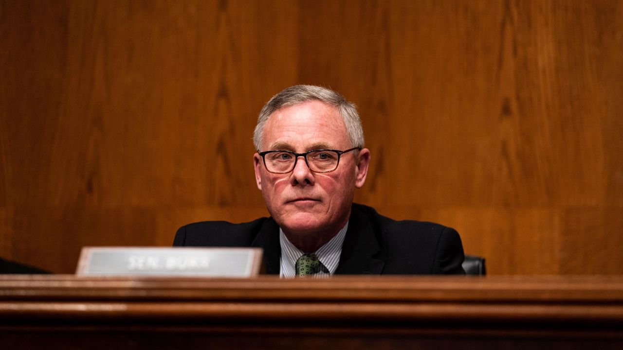01 GOP vote Burr