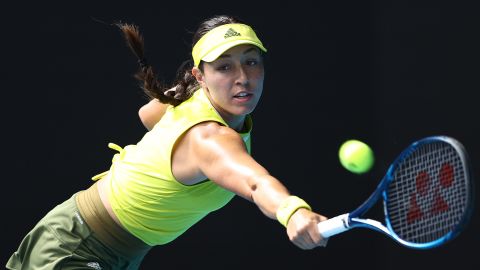 Pegula plays a backhand in her match against Svitolina.