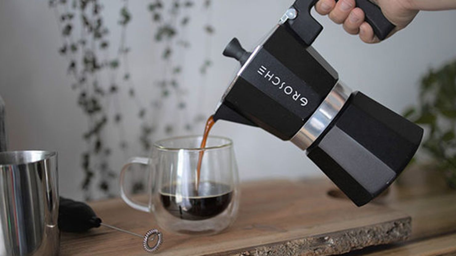 European Electric Espresso Coffee Maker Cups Moka Coffee Pot - China Coffee  Pot and Coffee Maker price