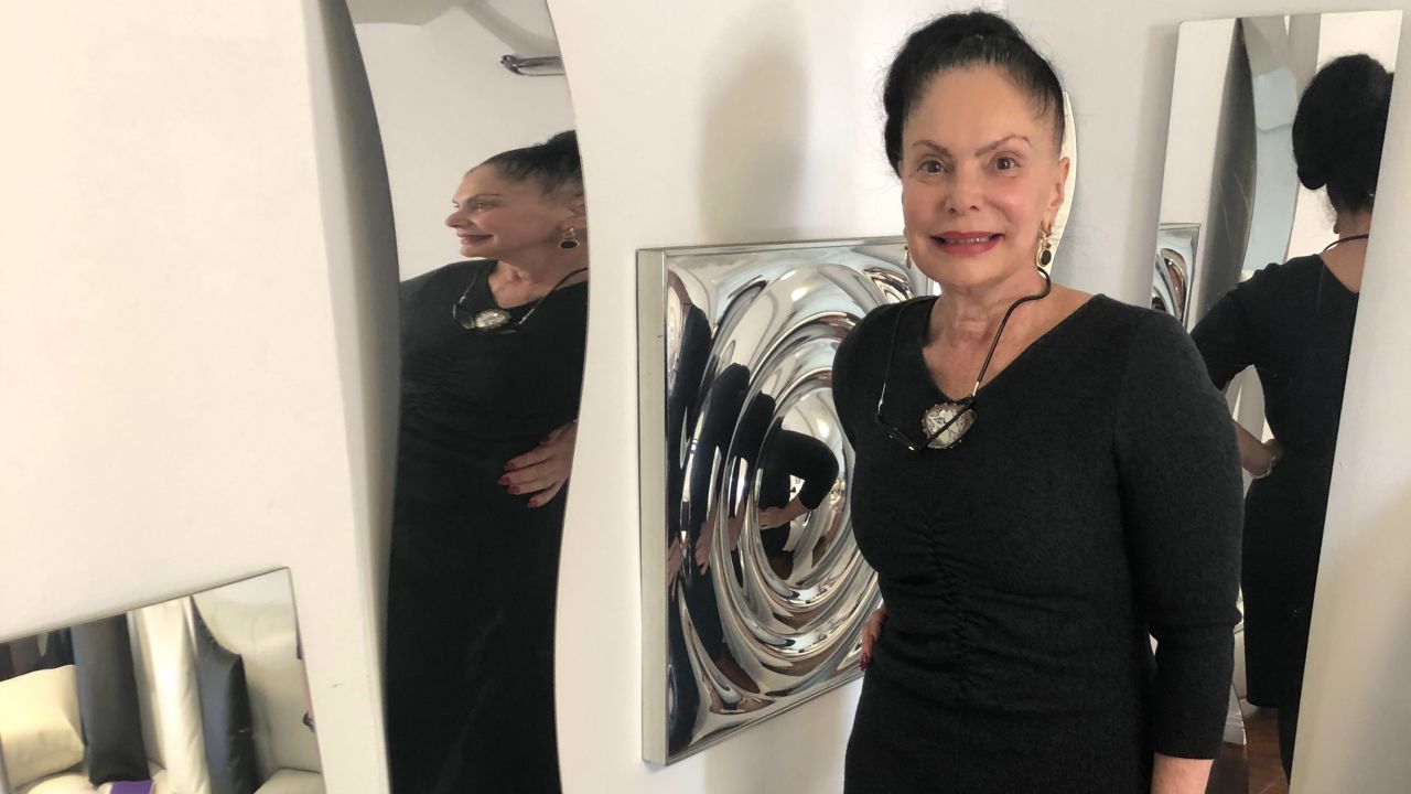 Dr. Eda Gorbis with her "crooked mirrors," which she developed for treatment of body dysmorphic disorder.