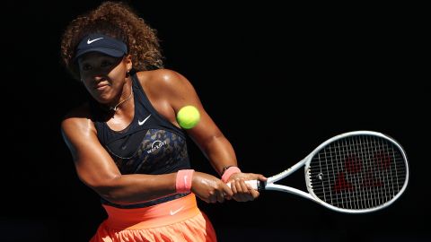 Osaka plays a backhand against Williams.