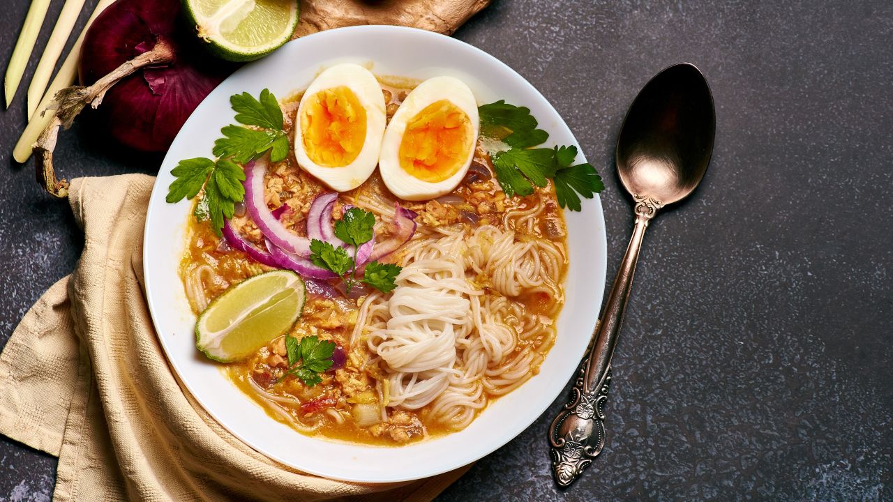 <strong>Mohinga | Myanmar:</strong> This noodle soup with fish is aromatic -- and it's often made for breakfast.