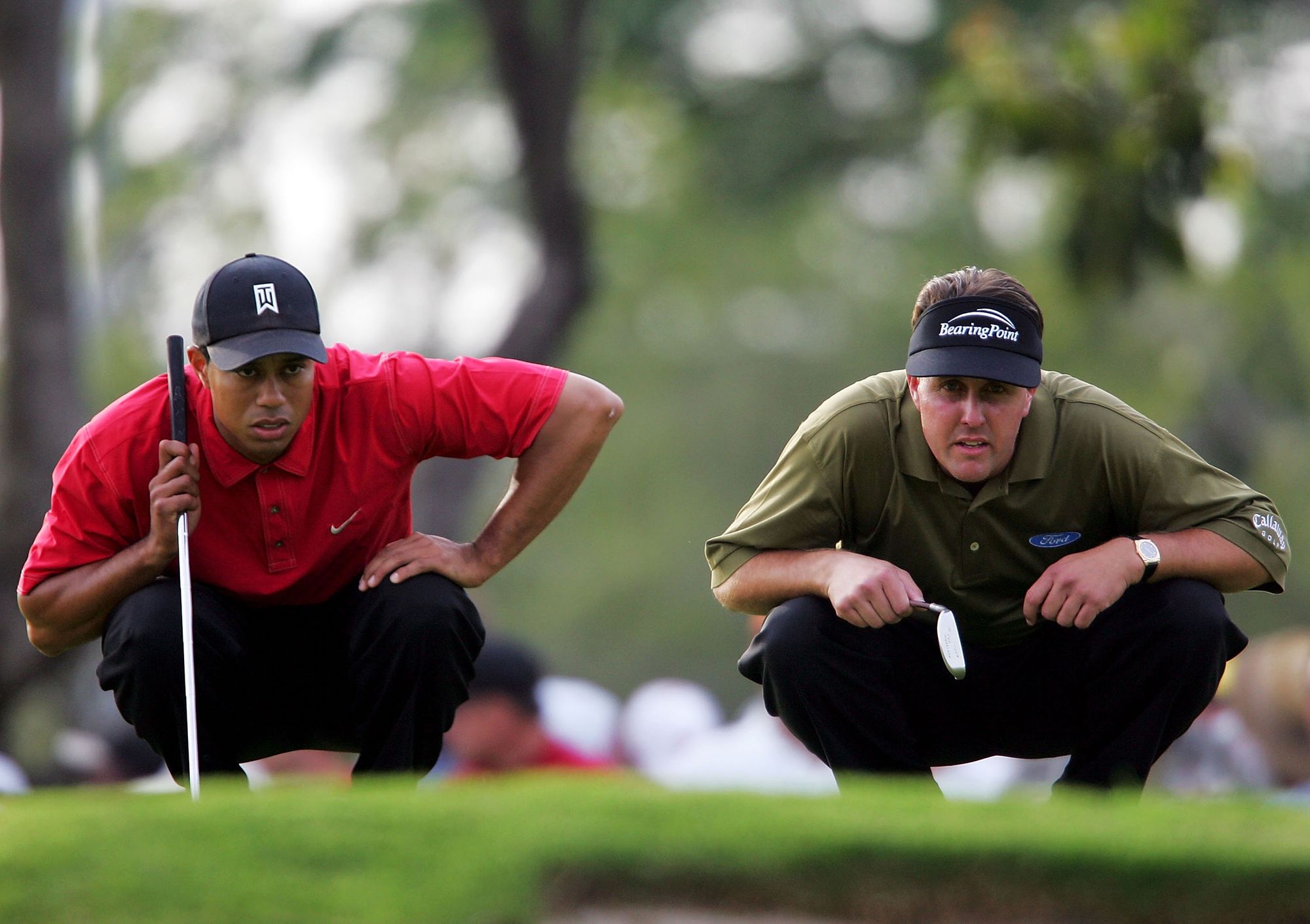 Tiger Woods Points At Putt