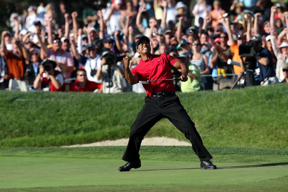 Woods had a fractured tibia and a torn ligament in his knee, but he gutted out a playoff win over Rocco Mediate at the 2008 US Open. It was his third US Open win and his 14th major title.