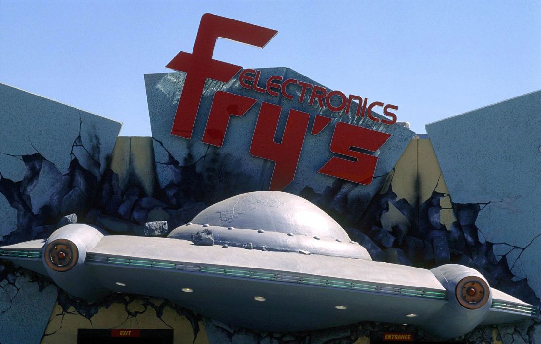 A Fry's Electronics location in Los Angeles, California, in 1997.