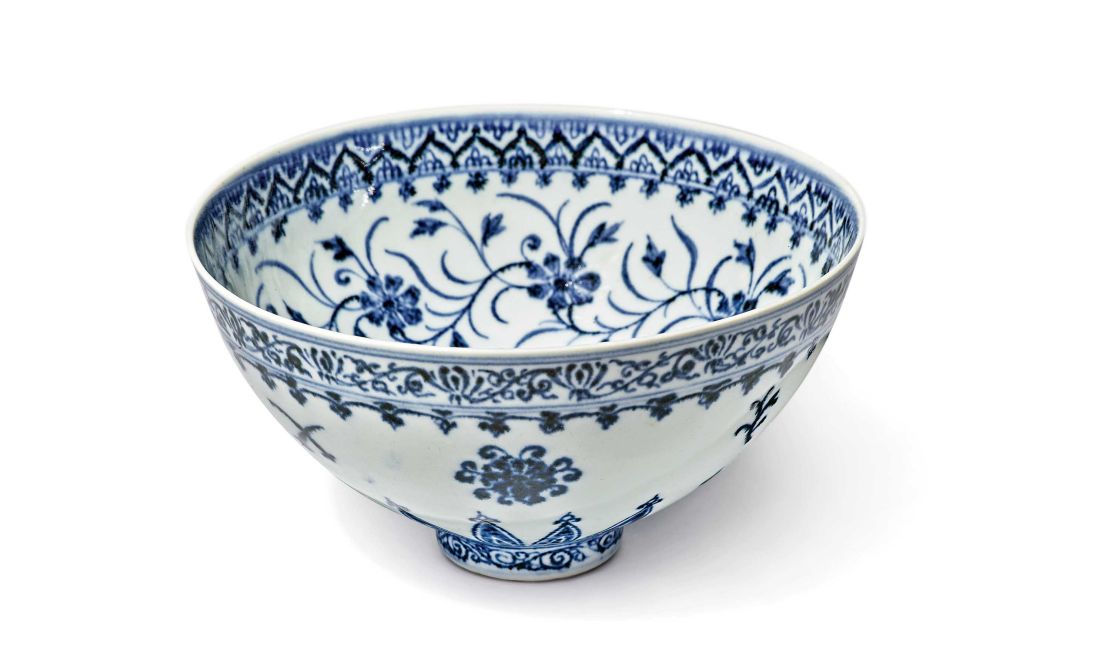 Rare blue-and-white bowl from China's Ming dynasty to be auctioned at Sotheby's New York.