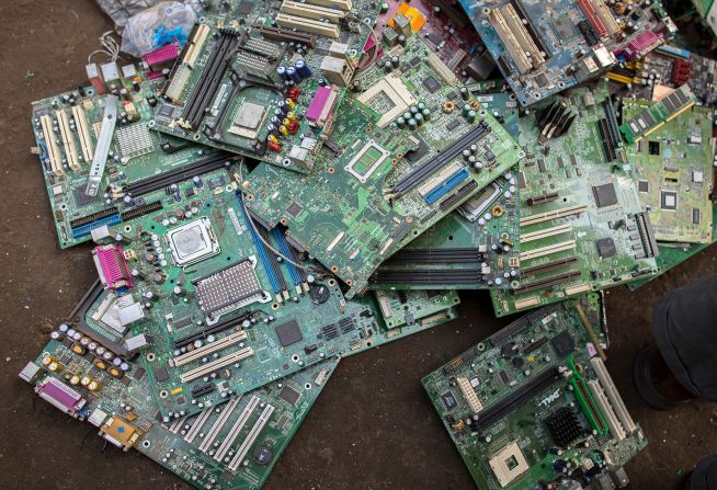 It's estimated there is 100-times more gold in a metric ton of e-waste than in gold ore, according to the <a href="index.php?page=&url=https%3A%2F%2Fwww.unep.org%2Fnews-and-stories%2Fpress-release%2Fun-report-time-seize-opportunity-tackle-challenge-e-waste" target="_blank" target="_blank">UN environment program</a>, with more precious metals contained in discarded circuit boards like these.