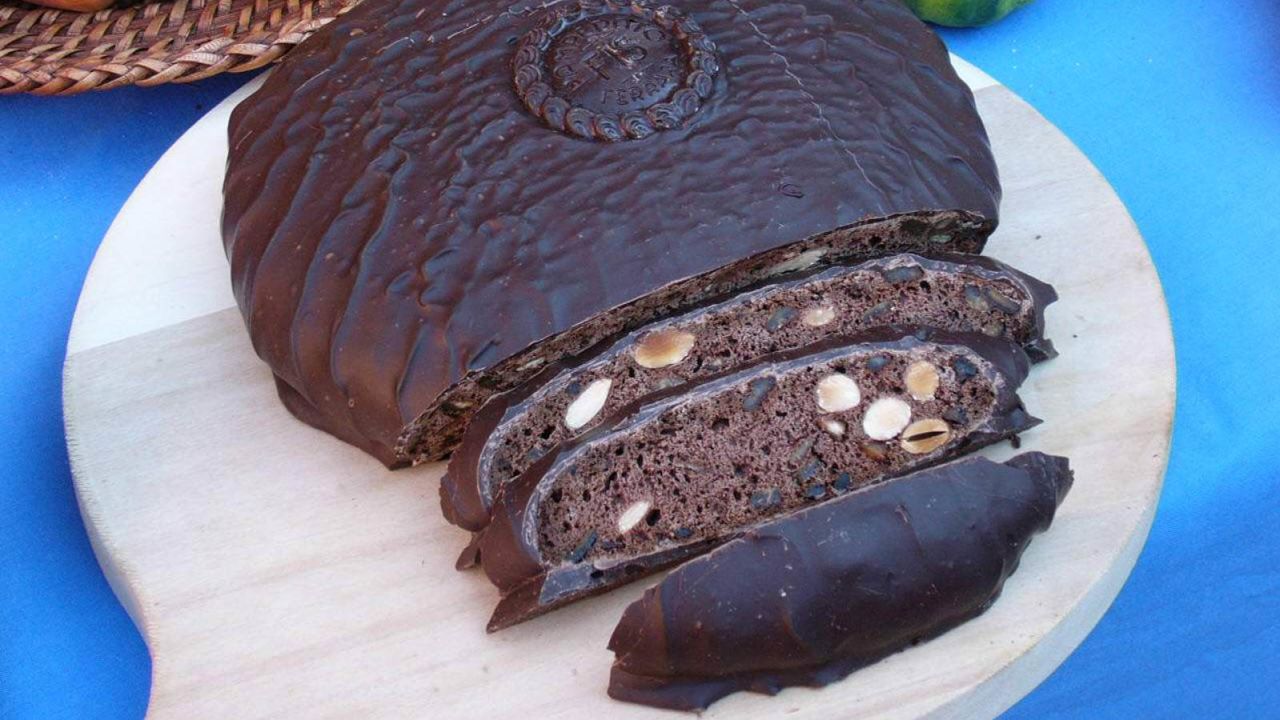 Sweet dishes include panpepato, a cake made with chunks of almonds and orange peel, and covered in dark chocolate