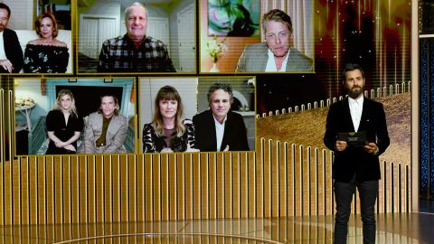 Jeff Daniels (top, center box), who opted for a low-key background.