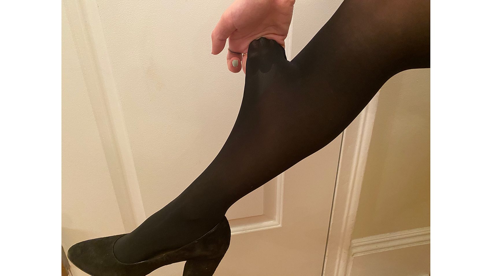 Sheertex Review: I Tried The Unbreakable Tights To See If They Really  Were No-Rip Quality - MTL Blog