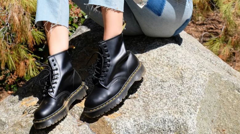 Dr. Martens 1460 Bex 8-Eye Boot