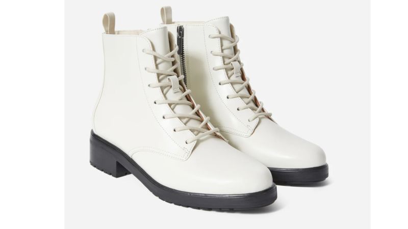 Combat boots outlet with white laces