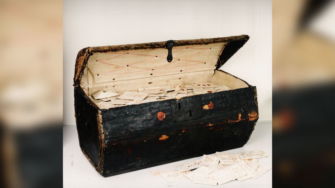 This 17th century trunk of undelivered letters was bequeathed to the Dutch postal museum in The Hague in 1926. A letter from this trunk was scanned by X-ray microtomography and virtually unfolded to reveal its contents for the first time in centuries.