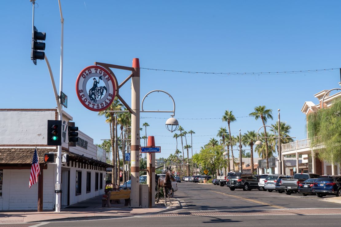 With 5G, cities like Scottsdale won't have to rely on elaborate cover-ups and can rely on street lighting instead. The sign in this photo supports both 4G and 5G.