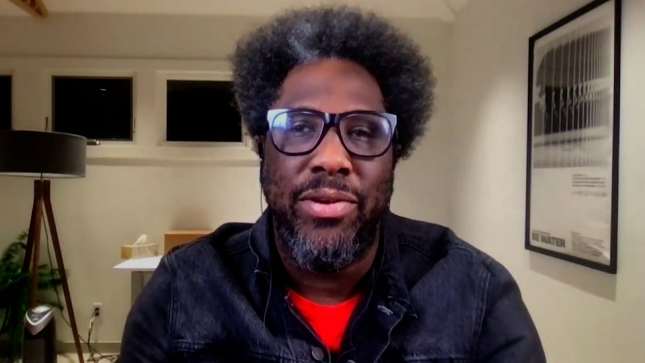 kamau bell