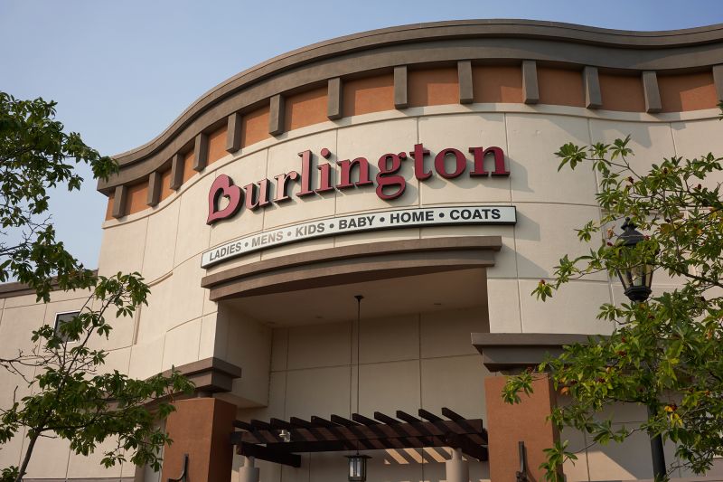 Burlington coat clearance hours today