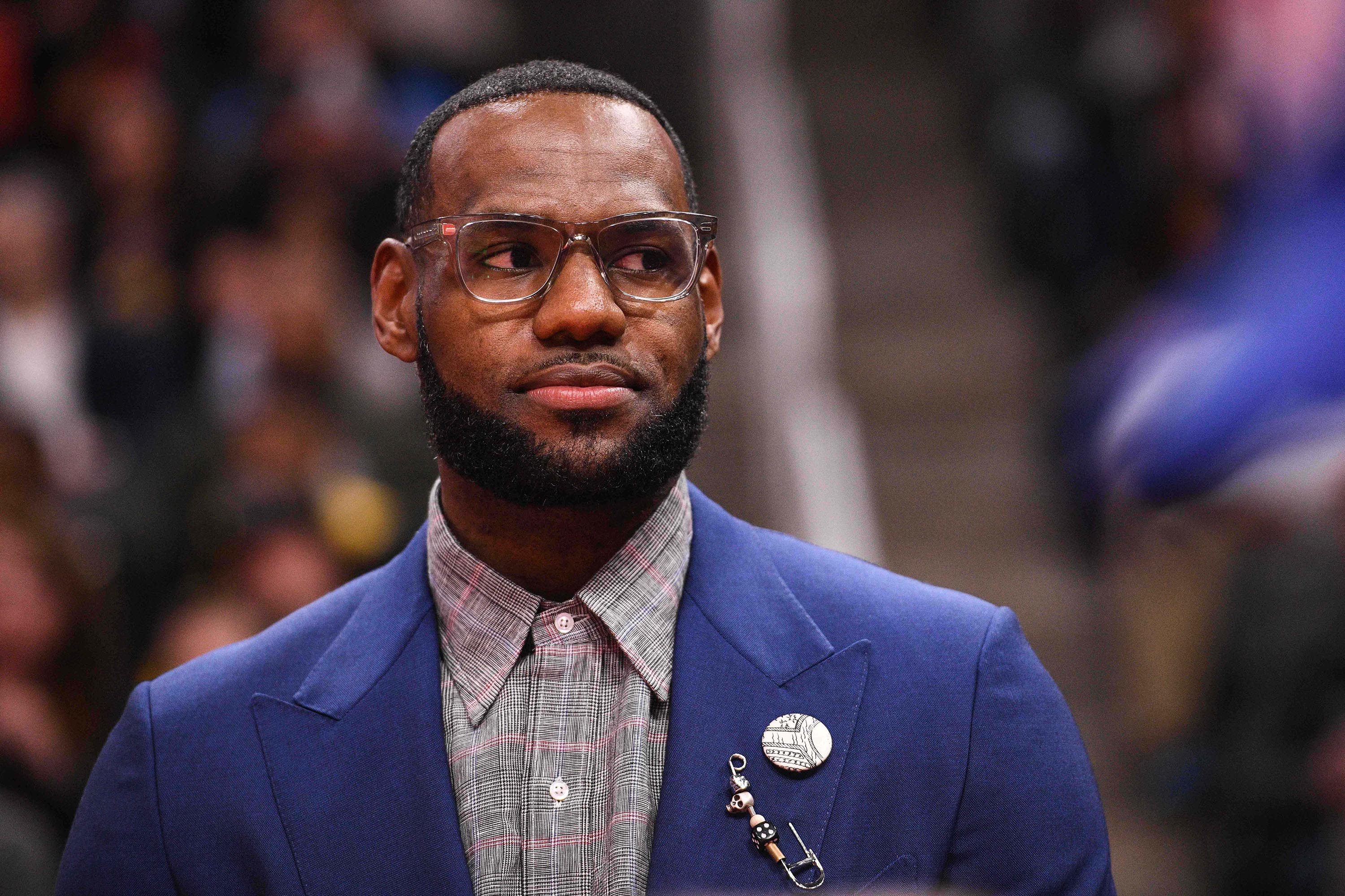 LeBron James calls out voter suppression in the Arizona Legislature