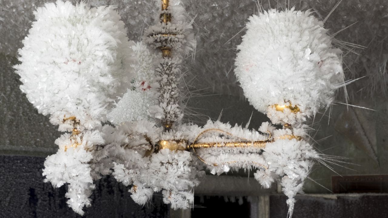 This photo of an icicle-covered lamp was taken in the village of Cementozavodsky.